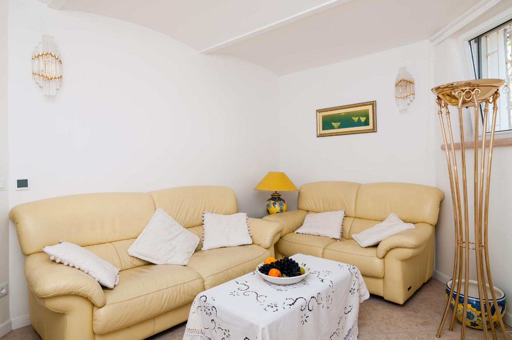 Apartments Carmen & Tosca Дубровник Екстериор снимка