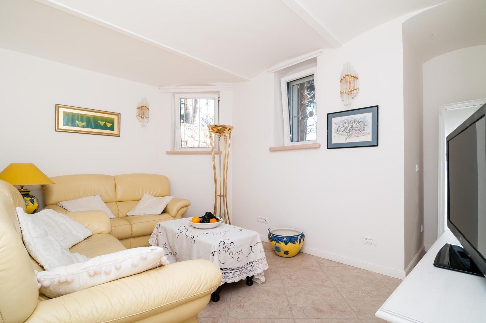 Apartments Carmen & Tosca Дубровник Екстериор снимка