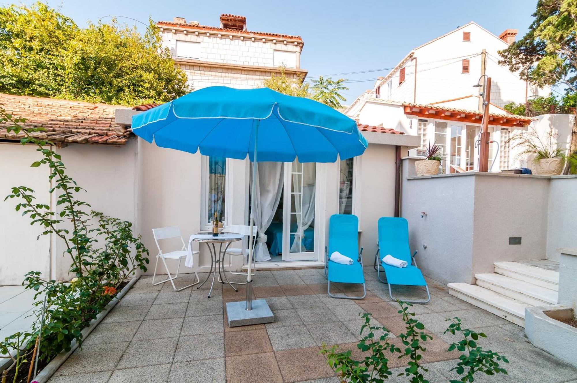 Apartments Carmen & Tosca Дубровник Екстериор снимка