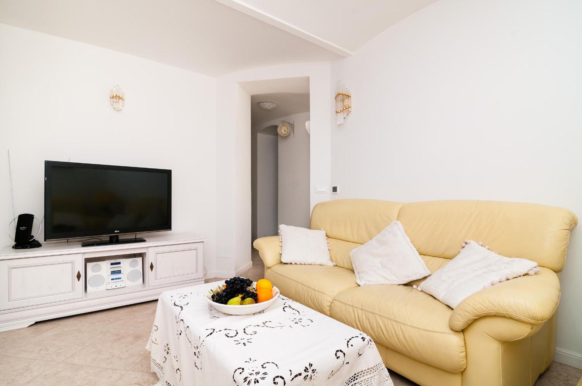 Apartments Carmen & Tosca Дубровник Екстериор снимка
